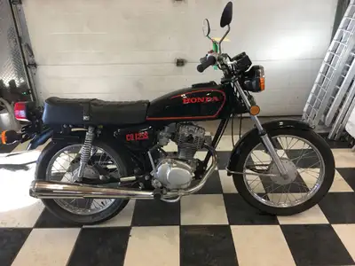 1981 HONDA CB 125 S PRIVATE SALE $2,999. NO GST ! The 1981 Honda CB 125 S is a lightweight , air coo...