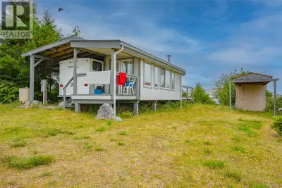 Welcome to beautiful Salmon Beach. Located a half hour from Ucluelet, this property offers mountain...