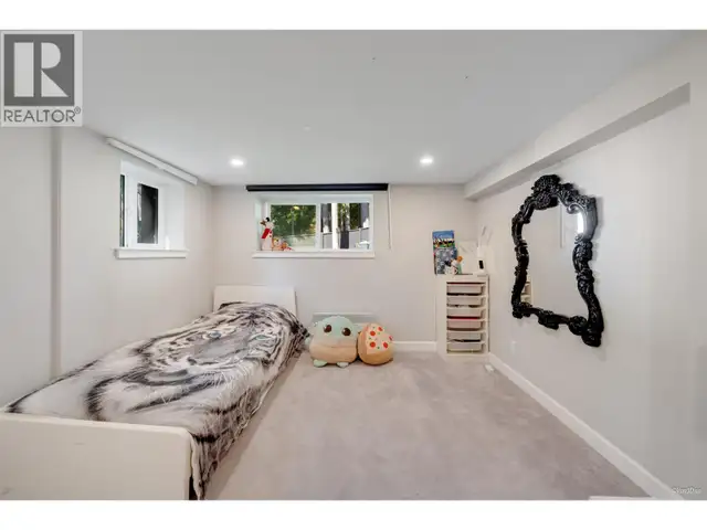 3870 EMERALD DRIVE North Vancouver, British Columbia in Houses for Sale in North Shore - Image 35