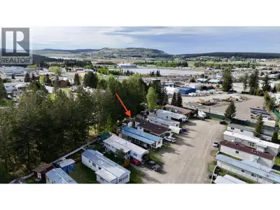 Very well maintained 2004 2 bedroom, 2 bathroom home in Travellers Trailer Park, offering easy, low...