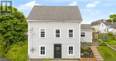 This west side beauty brings all the vintage charm and the modern must-haves! Full of character and...