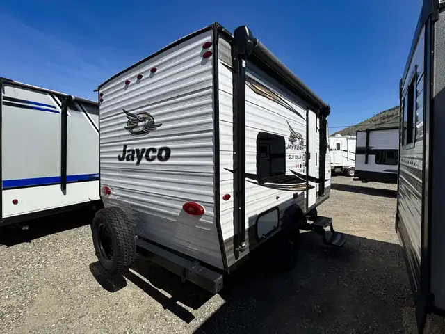 2020 ,Jay Flight,Jayco Baja 154BH in Travel Trailers & Campers in Kamloops - Image 4