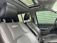 -PRO-4X -Crew Cab -Black Leather Interior -Colour Matched Cap -Great Condition $23,995 + tax, licens... (image 2)
