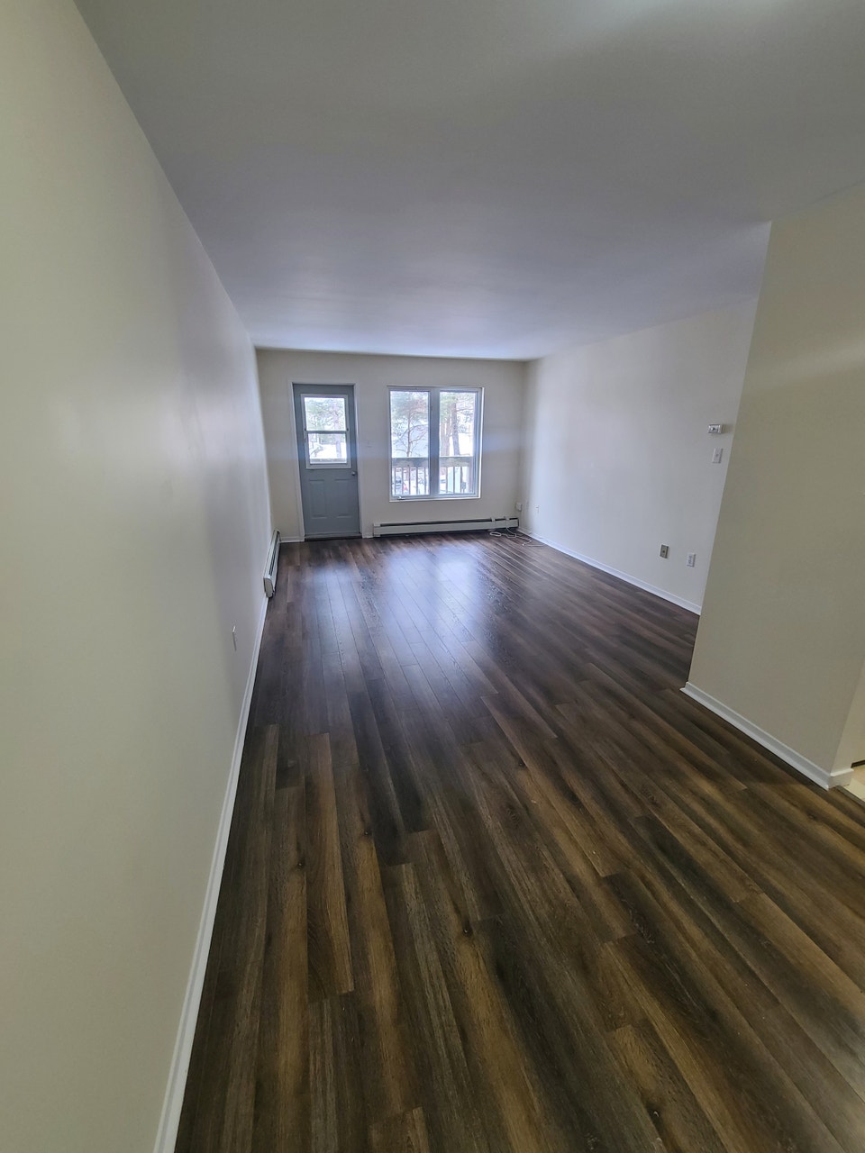 Spacious 2BR w/ In-Suite Laundry - 96 North St Unit 214 - Oct 1 1