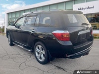 KBB.com Best Resale Value Awards. This Toyota Highlander delivers a Gas V6 3.5L/ engine powering thi... (image 2)