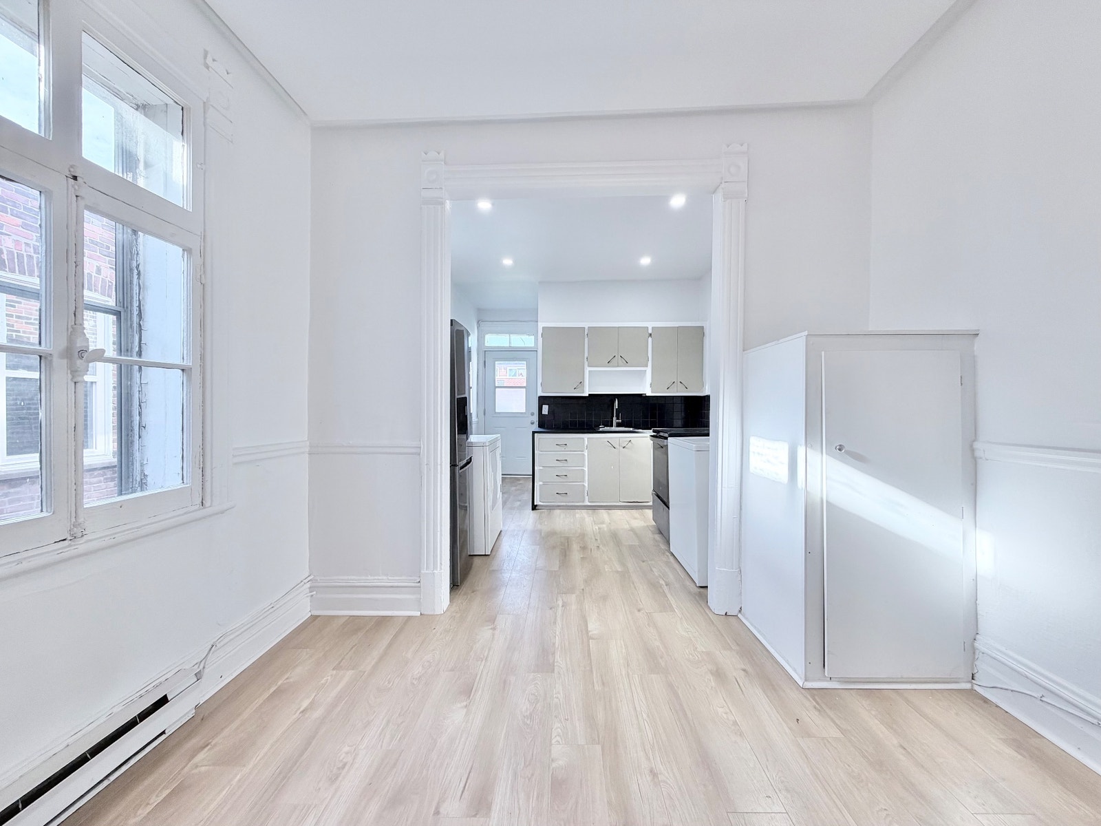 2283 Davidson — photo 3