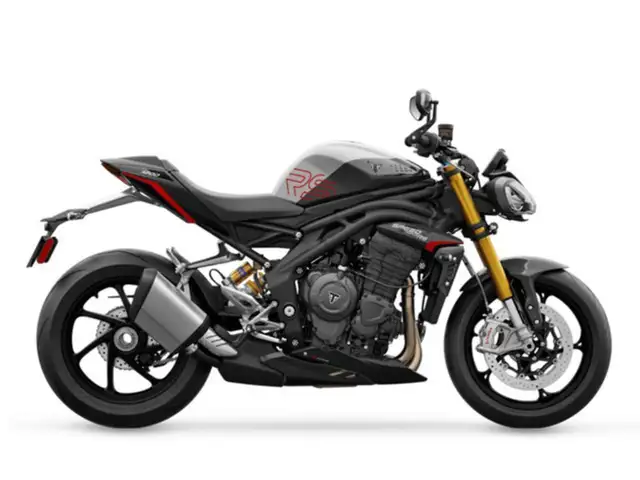 2026 Triumph Speed Triple 1200 RS GraniteDiablo Red in Street, Cruisers & Choppers in Oshawa / Durham Region - Image 2