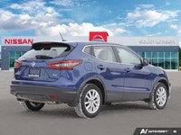 Recent Arrival! CARFAX Canada No Reported Accidents CARFAX Canada One Owner 2023 Nissan Qashqai S 4D... (image 2)
