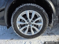 *CLEAN CARFAX * This 2023 Nissan Qashqai S FWD comes equipped with *2.0L 4-cylinder engine*, *Xtroni... (image 9)