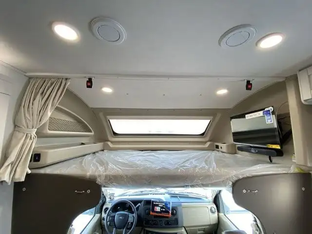 2026 Jayco Redhawk 24B in RVs & Motorhomes in Edmonton - Image 17