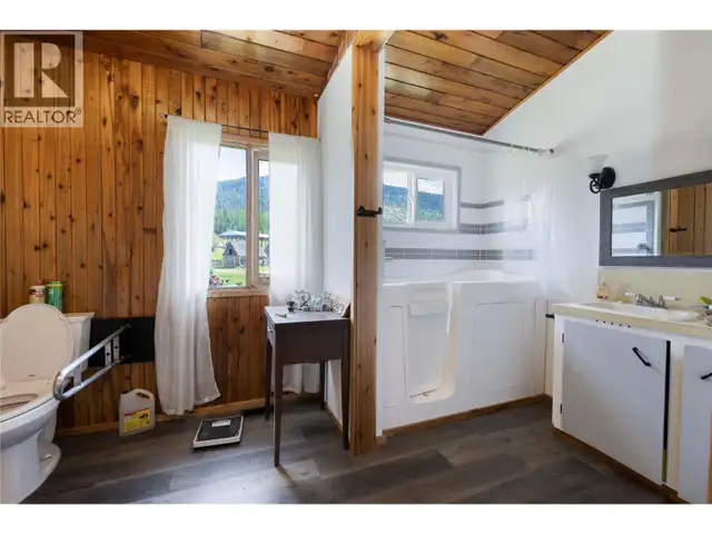 102 Gibson Road Lumby, British Columbia in Land for Sale in Vernon - Image 25