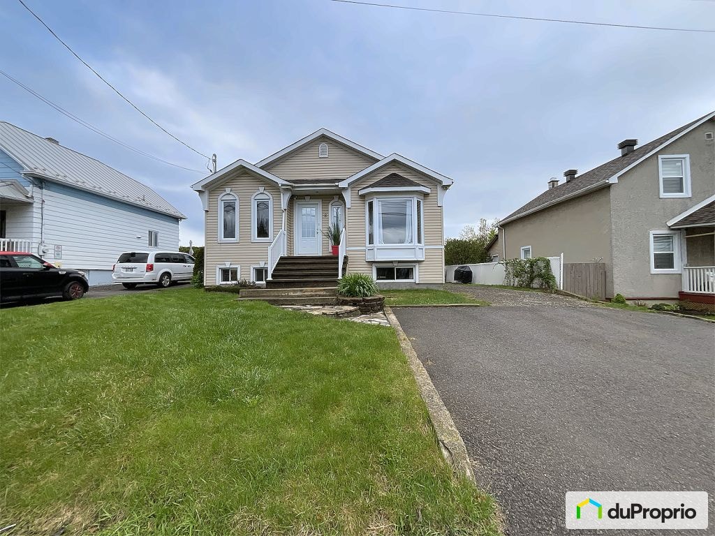 $565,000 - Bungalow for sale in Ste-Therese — photo 2