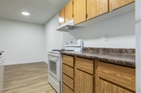 Amenities: Spacious Rooms • Elevators • Great Location Suite & Building: Spacious one-bedroom and tw... (image 3)