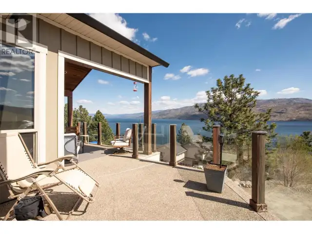 5824 Columbia Avenue Peachland, British Columbia in Houses for Sale in Penticton - Image 36