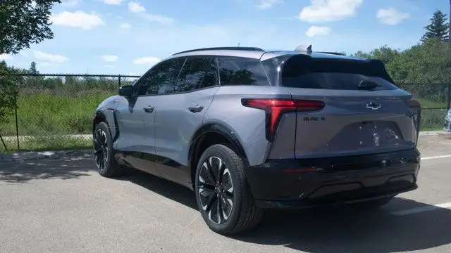 2024 Chevrolet Blazer EV eAWD RS in Cars & Trucks in Edmonton - Image 11