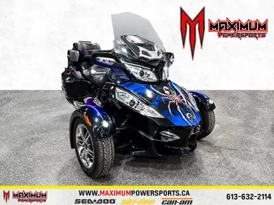Can-Am SPYDER RT S 2010 Le Can-Am Spyder LTD 2010 est un trois-roues de tourisme offrant stabilité,...