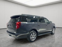 NAVIGATION SYSTEM, 4x4, ADAPTIVE CRUISE CONTROL, POWER LIFTGATE, LED HEADLIGHTS Keen for an adventur... (image 5)