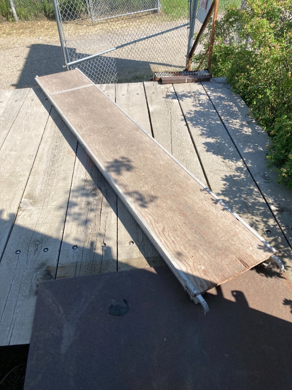 Scaffold deck 10' Ladders & Scaffolding Edmonton Kijiji