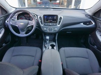 2024 Chevrolet Malibu 1LT Practical, comfortable, and designed for everyday driving the 2024 Chevrol... (image 9)