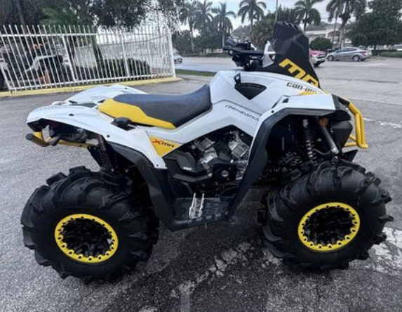 2024 CAN-AM RENEGADE X MR 650-WHITE! in ATVs in Dartmouth - Image 3