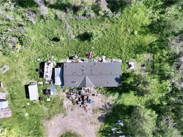 54002 RR 105 Rural Two Hills County, Alberta in Houses for Sale in Strathcona County - Image 35