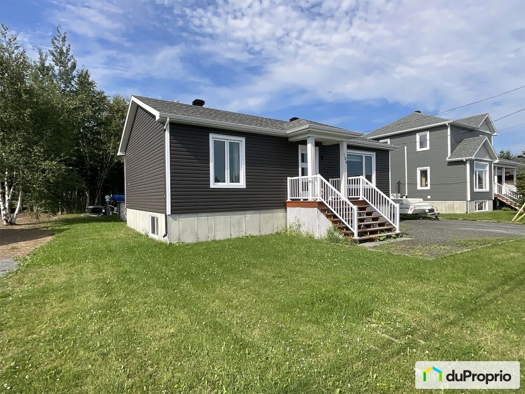 $499,000 - Bungalow for sale in Rimouski (Le Bic) — photo 2