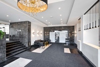 Préparez-vous à être enchanté aux Appartements Le James. Sa multitude de commodités vous attend! Typ... (image 1)