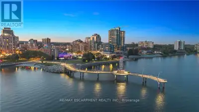 Become a member of the most prestigious development on the waterfront, The Bridgewater Private Resid...