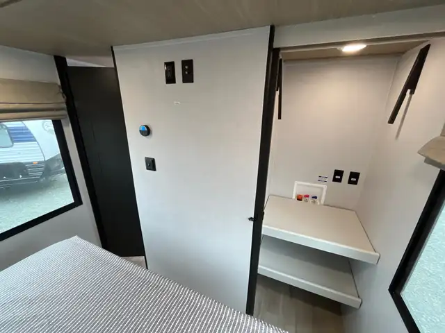 2026 Forest River VIBE in Travel Trailers & Campers in Terrace - Image 16