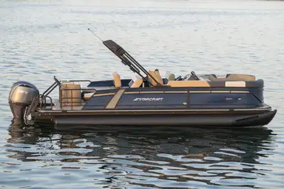 Starcraft SLS Q RL PERFORMANCE TRITOON | Yamaha Vmax 175 24 8 | 12 Capacity | Upgraded Rear Tow Bar...