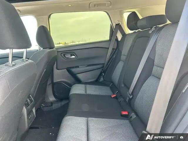 2024 Nissan Rogue SV Awd | Cloth | Moonroof | Accident Free in Cars & Trucks in Mississauga / Peel Region - Image 27