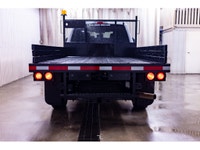 **ACCIDENT FREE - MECHANICALLY CERTIFIED** 56,119 KM This 2022 Ford F-350 4x4 Crew Cab XLT Deck is p... (image 6)