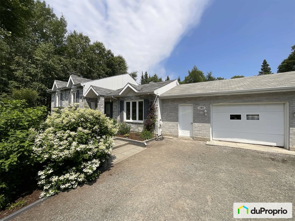 $598,000 - Split Level for sale in Rimouski (Pointe-Au-Père) — photo 1