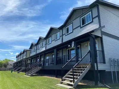 Town House For Rent