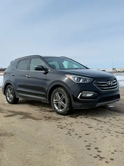 2018 Hyundai Santa Fe Sports 4 Cylinder Engine 7 passenger heated seats 2.4l engine All wheel drive...