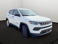 This Jeep Compass has a dependable EC1 2.0L DOHC I-4 DI turbo engine w/ESS engine powering this Auto... (image 7)