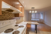Akelius two bedroom apartment for rent. Located near Du fort in the Downtown - Guy Concordia neighbo... (image 3)