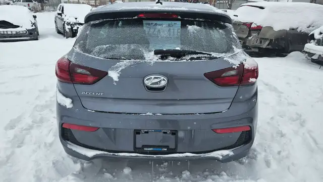 2019 Hyundai Accent for parts in Auto Body Parts in Calgary - Image 5