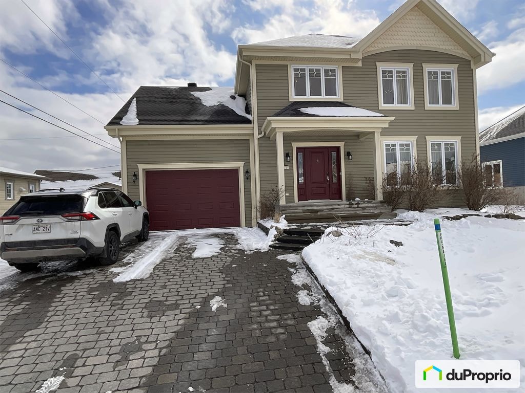 $679,000 - 2 Storey for sale in Rimouski (Rimouski) — photo 2