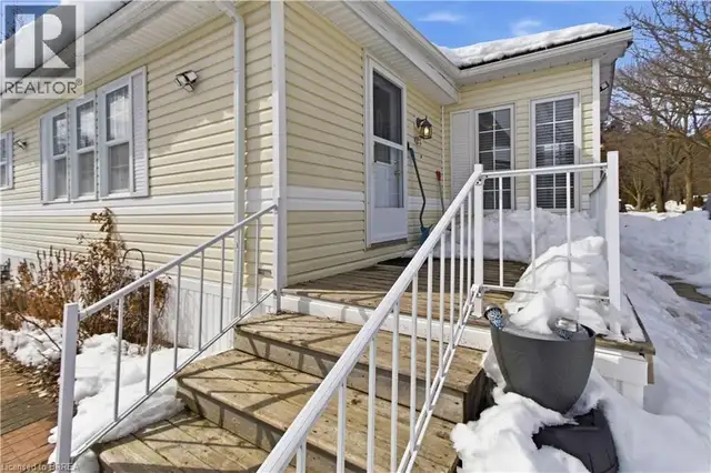 428 PINE Pass Wellington, Ontario in Houses for Sale in Oakville / Halton Region - Image 10