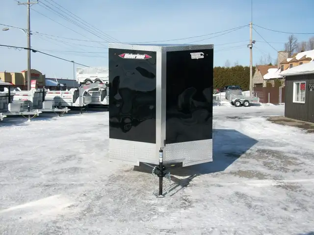 2025 Weberlane 6' X 12' 1 ESSIEUX RAMPE V-NOSE VTT MOTO TRACTEUR in Cargo & Utility Trailers in Laval / North Shore - Image 3