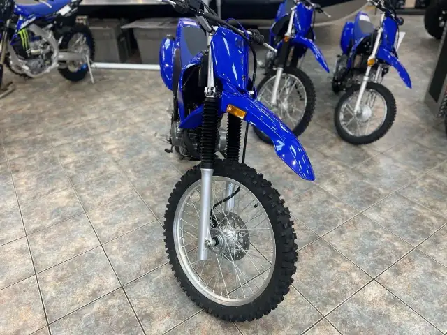 2025 YAMAHA TT-R 230 in Dirt Bikes & Motocross in Saguenay - Image 6