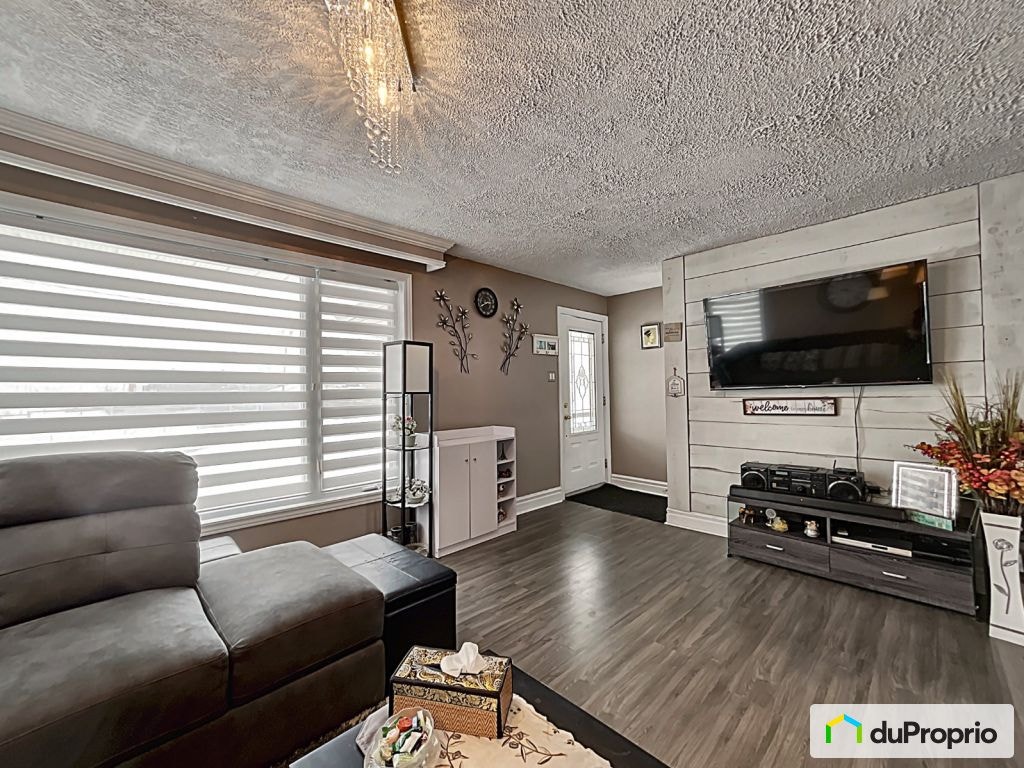 $548,000 - Bungalow for sale in St-Constant — photo 3