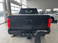 Turbocharged,Traction Control,Lane Departure Warning,Power Door Locks,Keyless Entry,Variable Speed I... (image 7)