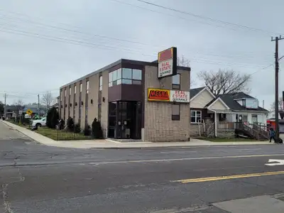 Great Location - Office space coming available $395.00 + HST utilities included 17'X10" on lower lev...