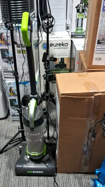 EUREKA AIR SPEED VACUUM FOR CARPET AND FLOORS BOXING DAY SALE EUREKA AIRSPEED VACUUM CLEANER IS A PO...