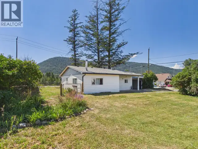 2020 N MACKENZIE AVENUE Williams Lake, British Columbia in Houses for Sale in Williams Lake - Image 2