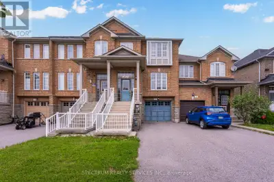 14 MARTELL GATE Aurora, Ontario