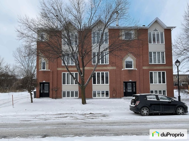 $339,000 - Condominium in Pointe-Aux-Trembles / East Montreal — photo 2