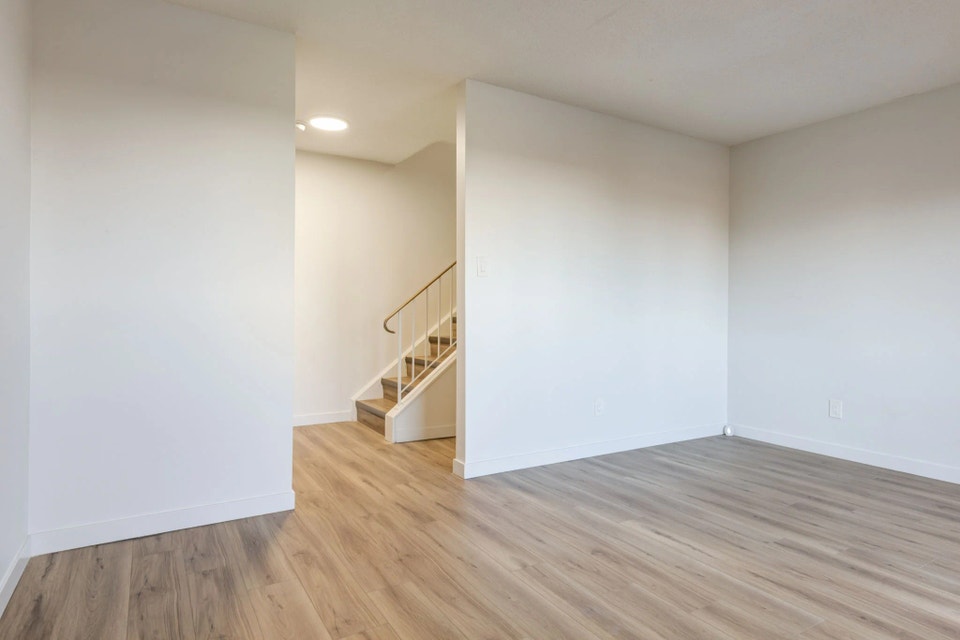 Enjoy the on-site playground and outside green spaces 3
